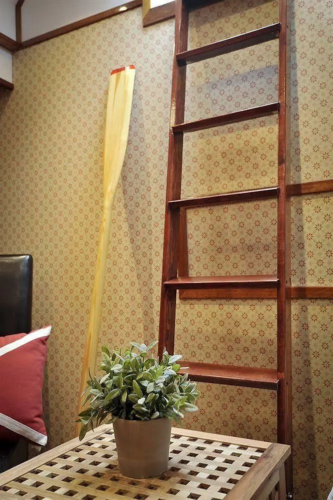*** Tekne Hotell M/S Monika Stokholm İsveç