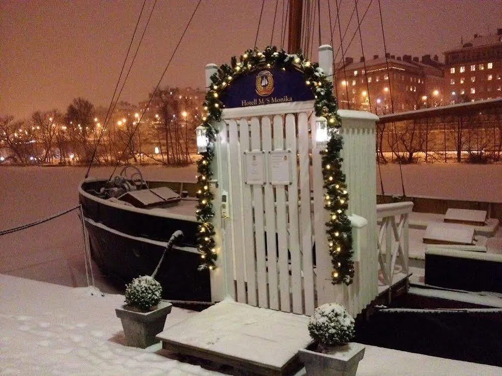 *** Botel Hotell M/S Monika Stockholm Sweden